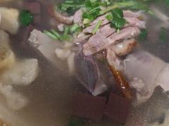 -苓记南京鸭血粉丝.皮肚面(县东巷店)