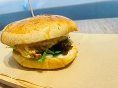 经典秘汁炭烤风味牛堡-必胜客(大观天地店)