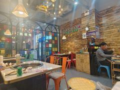 -哈尔滨烧烤·山河村铁锅炖(交大店)