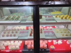 -领鲜活海鲜榴莲自助火锅(东门店)