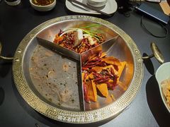 -廖掌柜·重庆鲜货火锅(上海首店)
