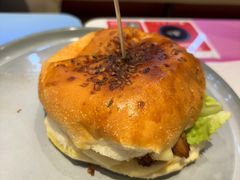 -必胜客(周浦万达店)