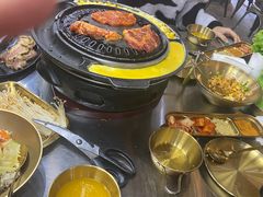 -胡悦里韩式烤肉(芝罘万达广场店)