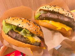 安格斯厚牛培根堡-麦当劳(世纪汇广场店)