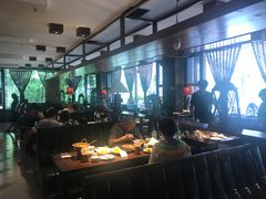 大堂-Local泰莲庭(虹鳟鱼店)