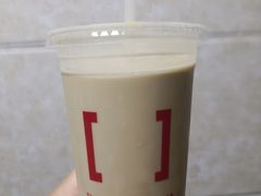 拿铁咖啡-代数学家algebraist(诚品店)