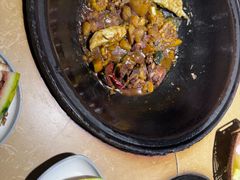 -万里闯关东铁锅炖菜馆(高新旗舰店)