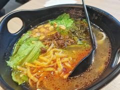 -桂在香知桂林米粉(红博中央公园店)