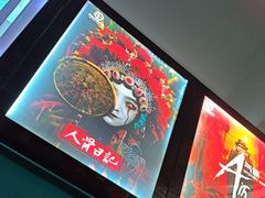 -荒岛实景沉浸密室(江汉路1店)