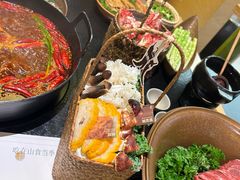 -山缓缓火锅(苏州仁恒仓街店)