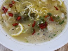 -乐达酸菜鱼面(山师东路店)
