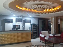 -碧中海汤泉汗蒸酒店