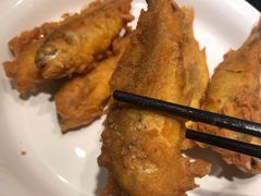 油炸小黄鱼-杭越海鲜(迪荡店)