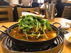 -喇喇排骨火锅·传统韩式脊骨汤(望京西园总店)