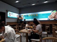 -馋员外排骨米饭(红旗街万达店)