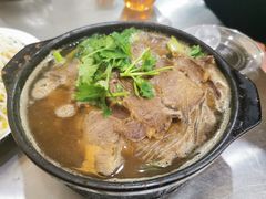 -许家黄土高坡砂锅总店