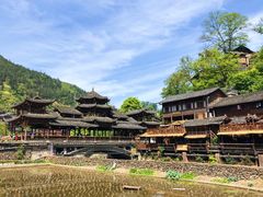 -西江千户苗寨-百年吊脚楼