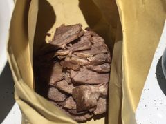 古法盐蘸牛肉-老头儿油爆虾·知味杭州(爱琴海购物中心)