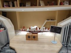 -新华书店(顺峰山公园店)