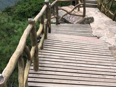 -罗田薄刀峰风景区