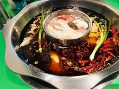 -周幺妹重庆老火锅(银泰城总店)