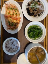 -臻康乃馨月子中心(集美店)