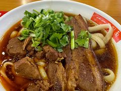小把子肉面-一一刀削面(星光大道店)
