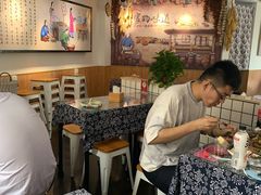 大堂-八两八金·莱芜特色炒鸡(市南漳浦路店)