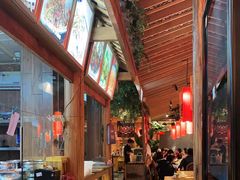 -野山舂·贵州现舂酸汤火锅(鸿通城店)