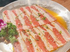 -明洞阿姨·韩式酱蟹烤肉·创意料理(三元桥店)