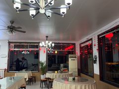 -天天向上素食餐厅(五台山店)