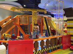 -MELAND CLUB亲子乐园•派对(虹桥万象城店)