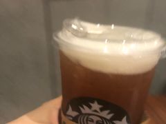 -星巴克臻选(深圳金光华店)