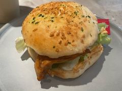 现烤热辣鸡腿堡-必胜客(骡马市店)