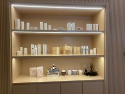 -PE SALON