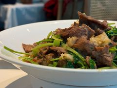 香菜摔打黄牛肉-桂满陇·杭州小馆(巴黎春天浦建店)