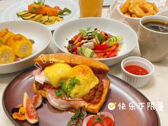 -théATRE茶聚场·餐厅(环球金融中心店)