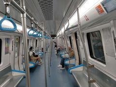 -新百广场(地铁站)