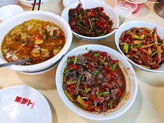 -笨罗卜浏阳菜馆(太平街店)