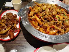 -胖哥俩肉蟹煲(湖滨银泰in77店)