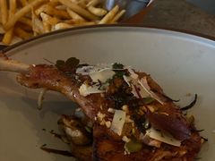 油封鸭腿配烤蘑菇黑醋汁-Cooking Man(中懋天地店)