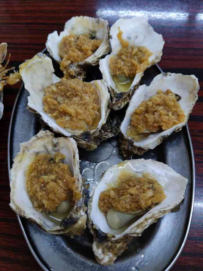 老广孖仔小食(第三分店)-"超级好味!一不小心经过,刚好下大雨进店随..