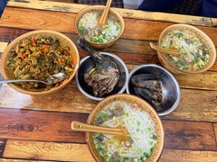 -正宗李家土鸡米线店