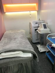 -斐尔国际皮肤管理中心