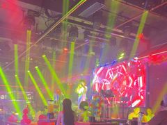 -喜鹊音乐酒馆(西街店)