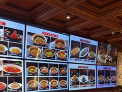 -八府香鸭·啫啫煲(华山路店)