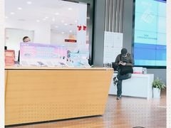 -中国移动(杨浦滨江营业厅)