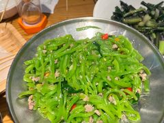 -聚鑫朋酸菜肥肠(文艺路口店)