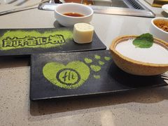 -海底捞火锅(新松江路生日主题店)