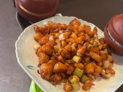 -东口码头·烧鸽子·鱼头泡饼·地方菜(金鹰悦城店)